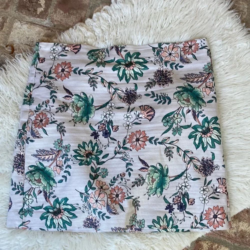 Loft A-Line Floral Lined Skirt Size 14